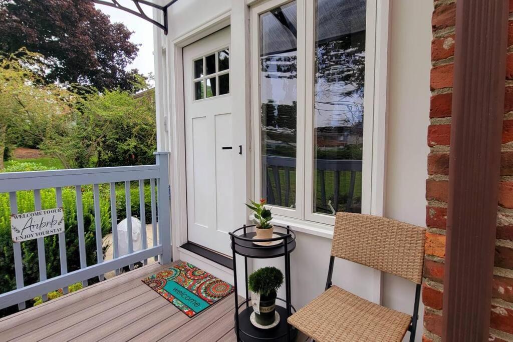 Unique & Peaceful Boston Home Exterior photo
